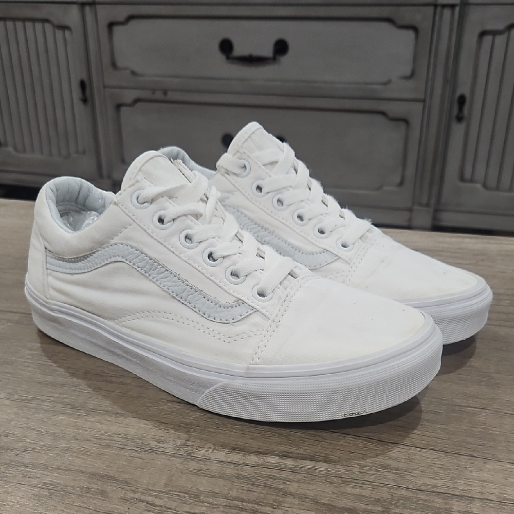 Vans Old Skool Leather Shoe Lifestyle Original White Low-Top Sneakers size 6.5